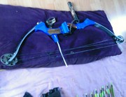 left handed compound bow by martin with accesseries